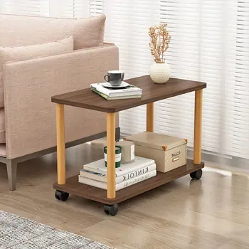 Sofos pusėje stalo naktiniai staleliai, lentynos kambarį nuimamas staliukas paprasta, mažų arbatos stalo kūrybos staliukas
